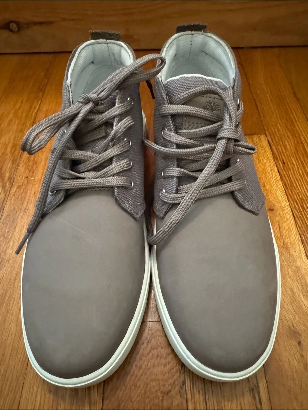 Timberland Men's Groveton Leather Chukka Sneaker